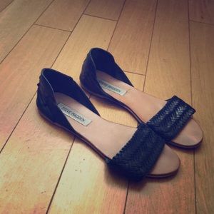 Steve Madden Sandals !